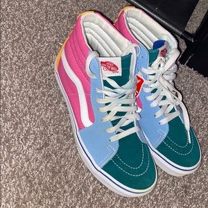 COLORFUL VANS